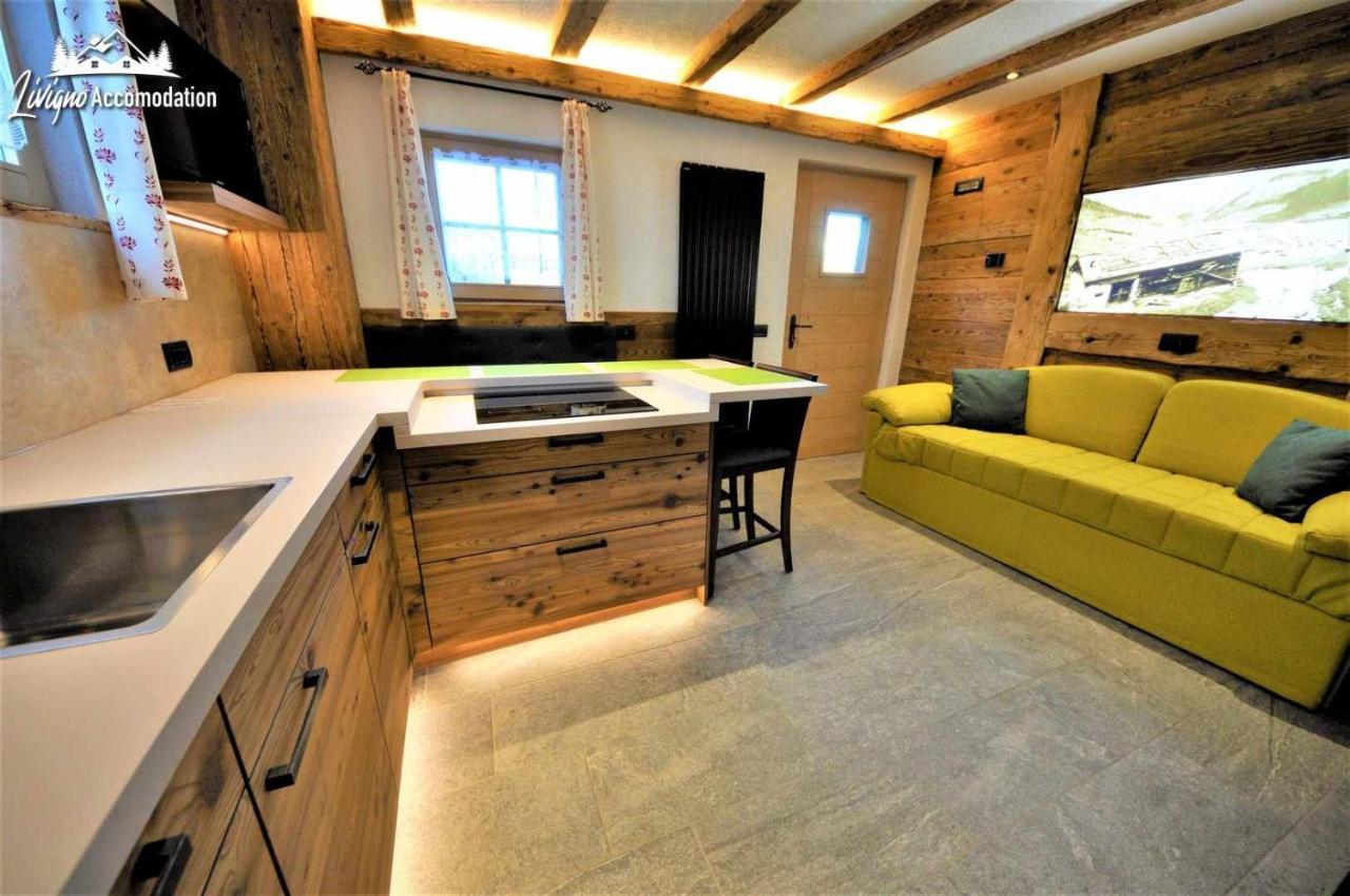 Mountain Chalet Scoiattolo By Livigno Accomodation Eksteriør billede